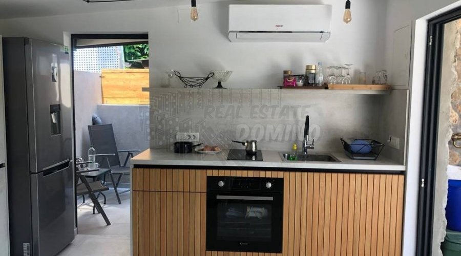Mala samostojeća kuća s prekrasnim vrtom! - 5