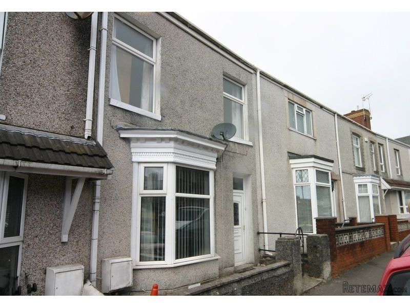 Frogmore Avenue - Sketty SA2 9DJ 3..