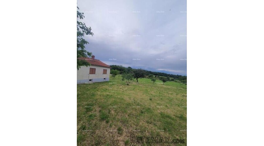 Obiteljska kuća s garažom, konobom i mogućnošću kupnje doda.. - 4
