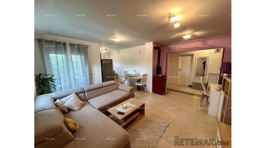 Prodaje se stan – 65 m², Novigrad - 4