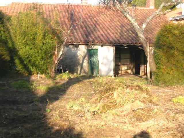 Village House For Renovation In The.. - 2