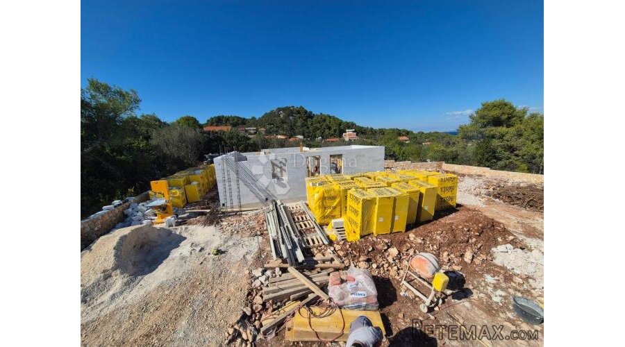 LUKORAN - KUĆA S BAZENOM I POGLEDOM NA MORE V1