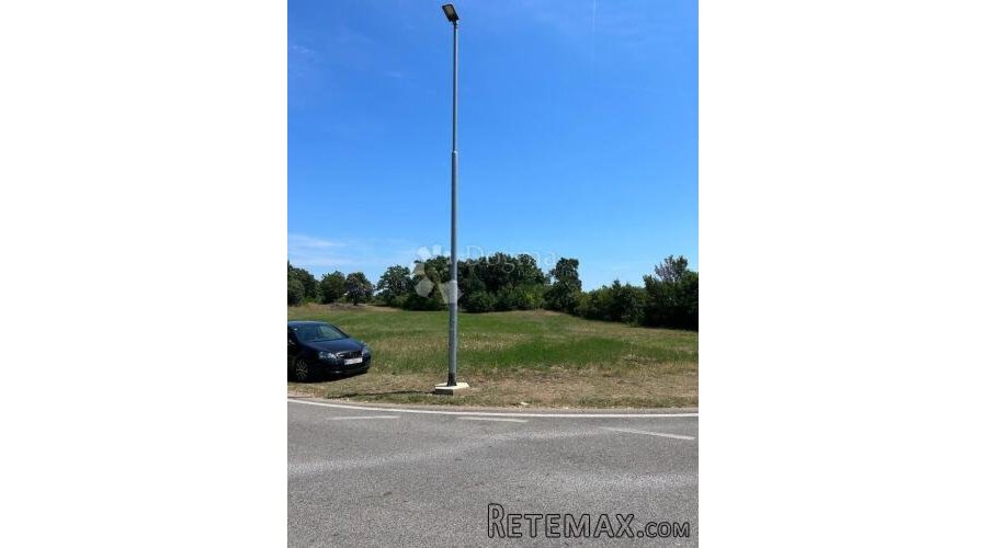 Građevinsko zemljište 4855 m² – idealno za hale, skladišta i - 2