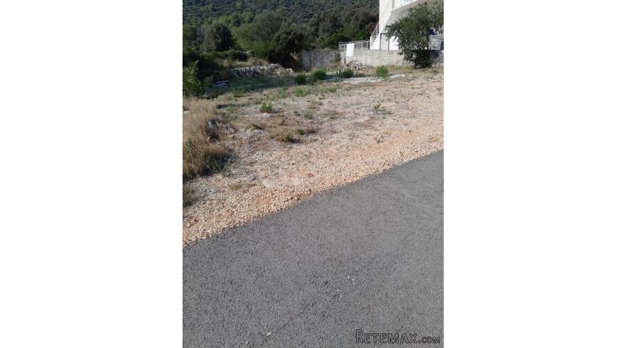 GRAĐEVINSKO ZEMLJIŠTE VINIŠĆE - 3
