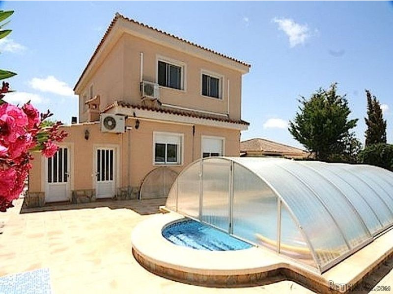 UM2332 - Busot - Villa €350,000