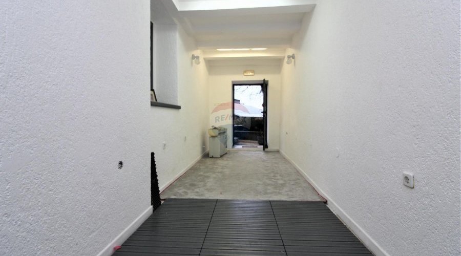 OPATIJA- STROGI CENTAR, poslovni prostor, prizemlje - 2