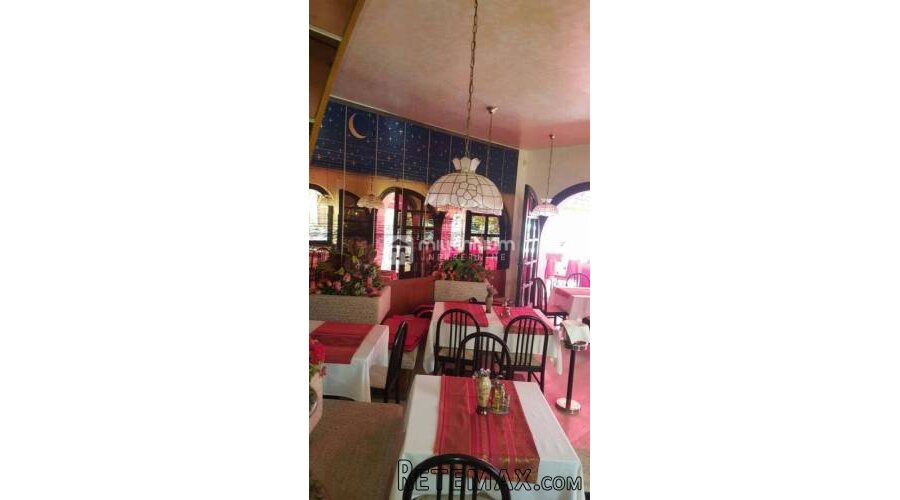 Otok Krk, kuća s restoranom u srcu Punta, 1. red do mora - 2