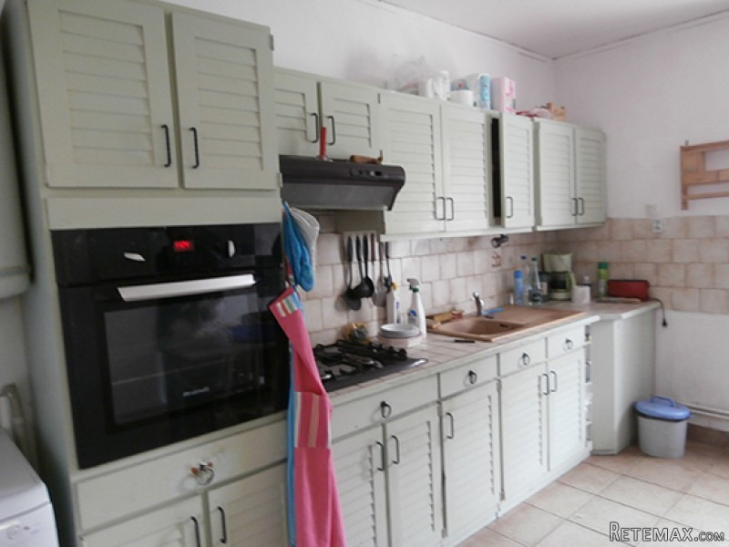 Nice Charente Property To Modernize.. - 2