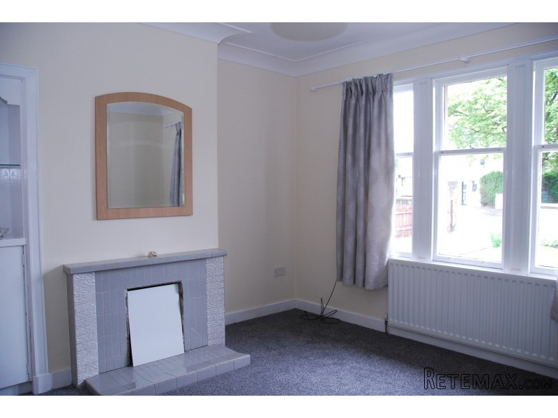 25 Glenurquhart Road, Inverness IV3 5NU - 2