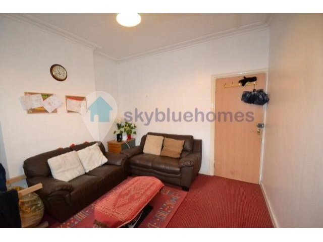 House - FLAT SCREEN TVs, IN ALL..