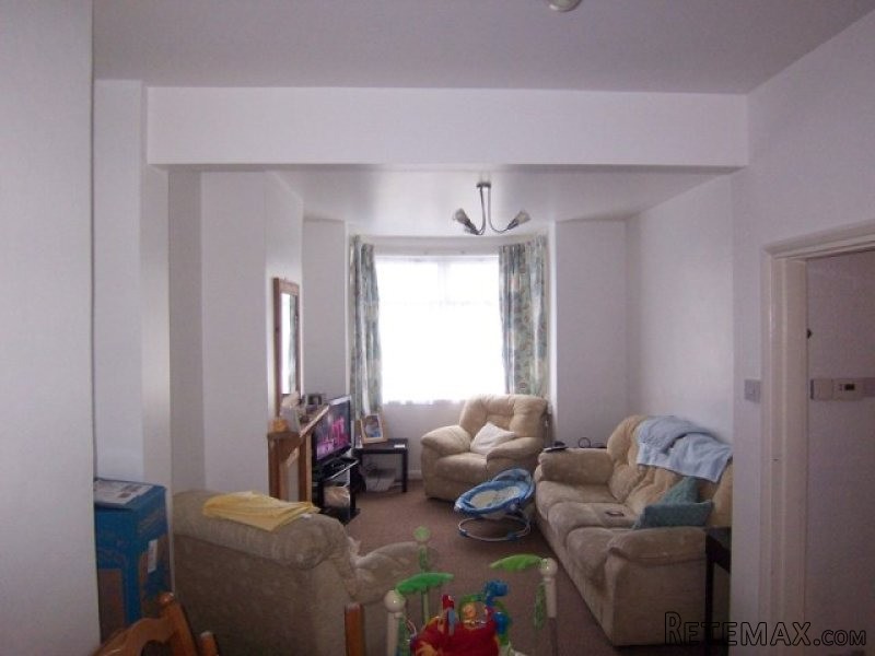 2 bedroom house in Minster On Sea.. - 2