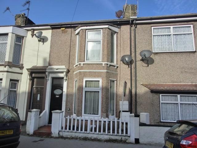 1 bedroom flat in SHEERNESS