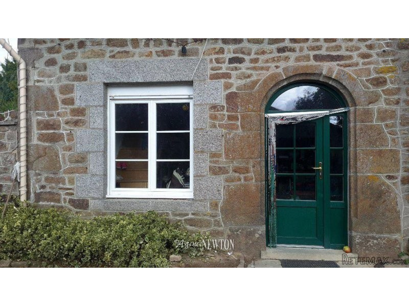 Equestrian property set on approx 6.. - 2