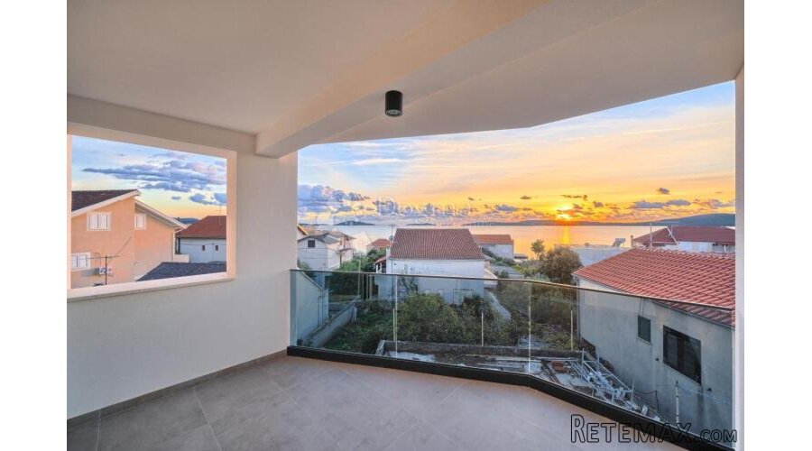BRODARICA- PENTHOUSE 120M OD MORA AS4 - 3