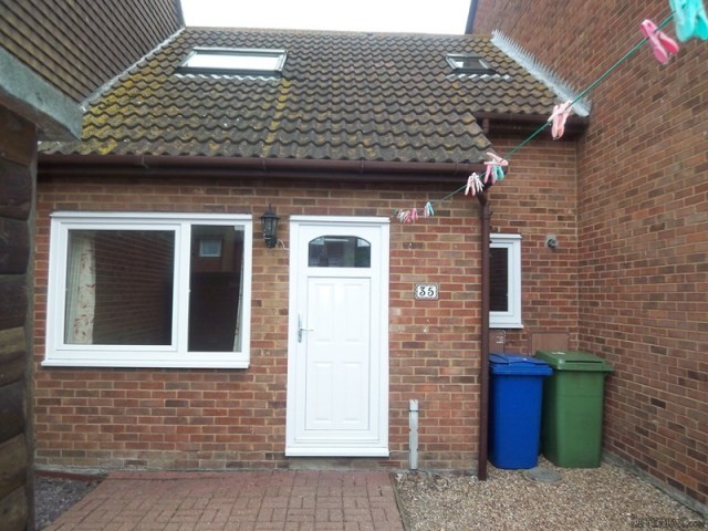 1 bedroom house in Minster On Sea..
