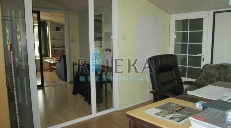 Bribir- hala 148m2 s uredima + predprostor PRILIKA! - 4