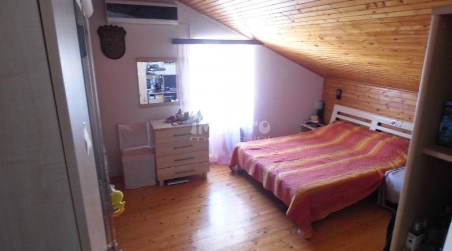 Stan u visokom potkrovlju s pogledom na cijelu luku - 4