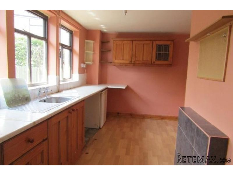 3 Bed Terraced House To Rent Just Added - 2