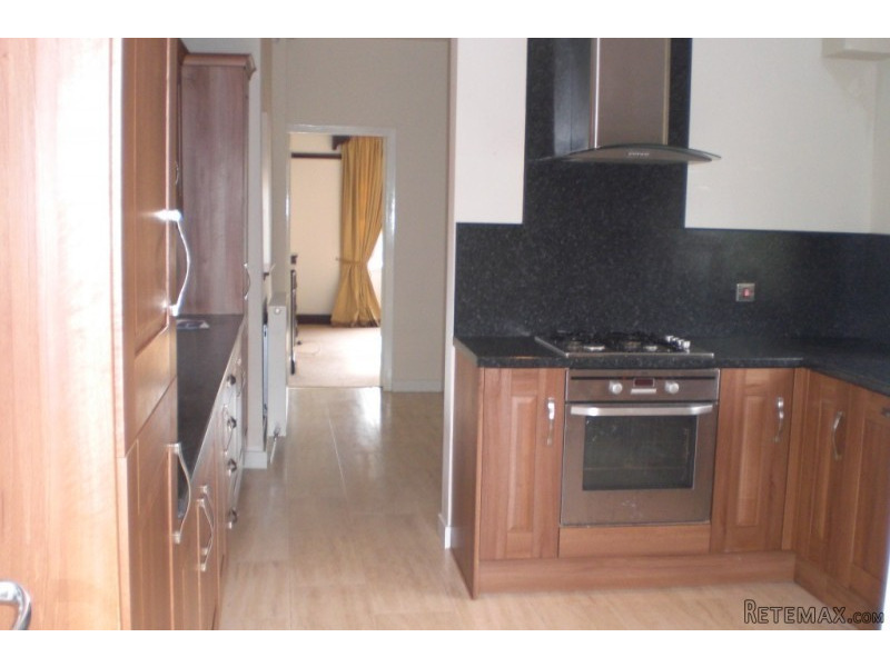 36 Larchfield Ave, Newton Mearns.. - 2