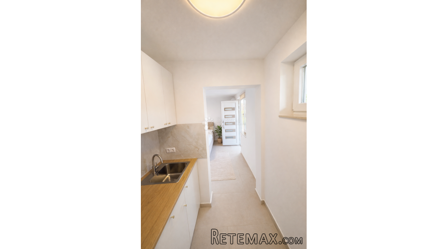 Stan 590 € – sve uključeno (režije + internet) - 3