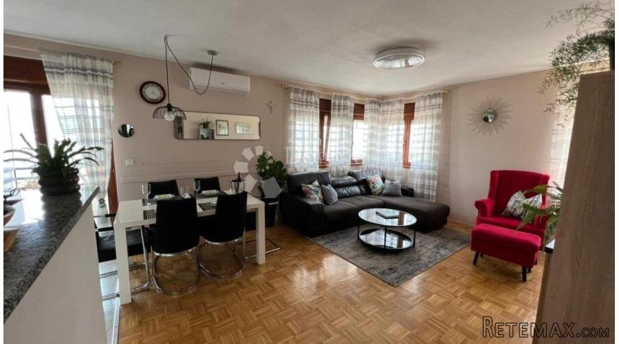 Predivan stan 86m² uz more - 7