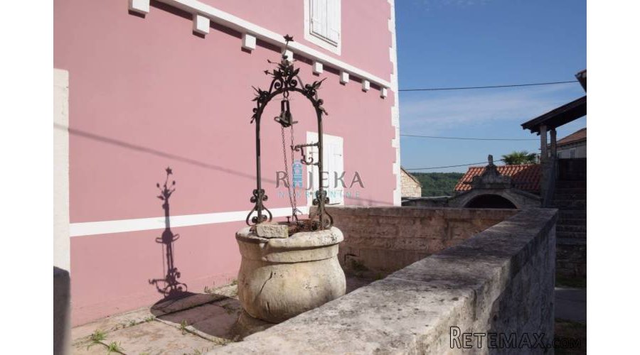 Tinjan, kamena kuća, stara villa - 4