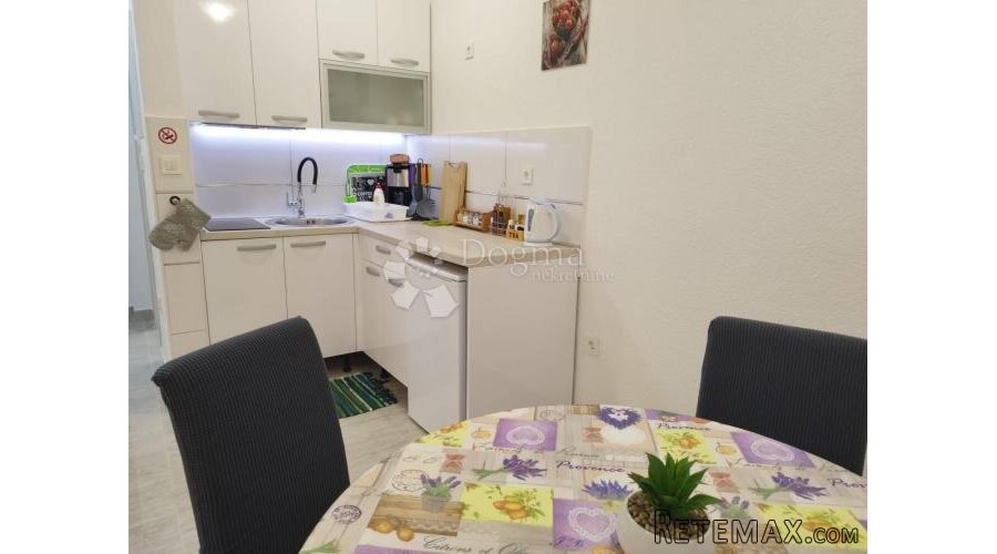 MALINSKA - 2 APARTMANA SA SJENICOM - 8