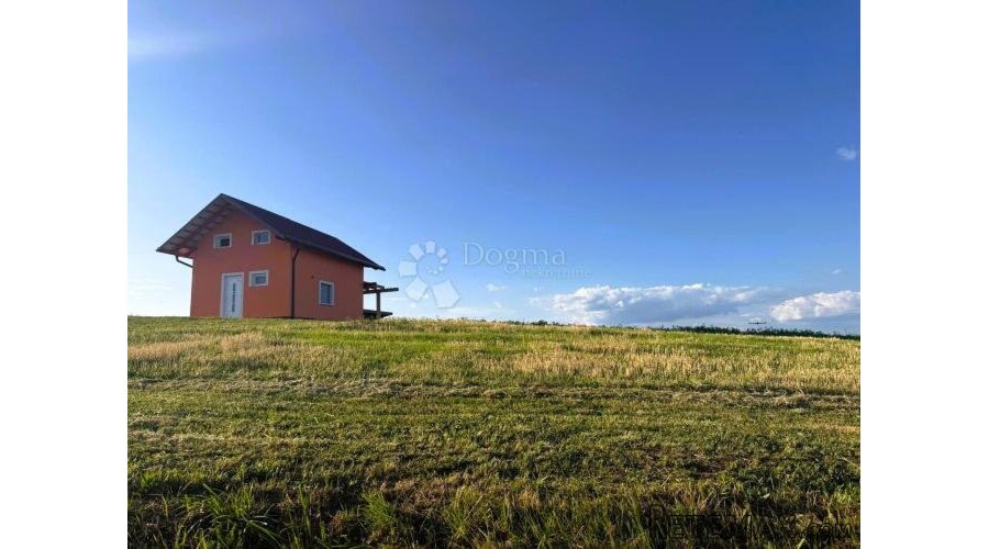 Investicijska prilika: 9694 m² zemljišta i kuća u izgradnji