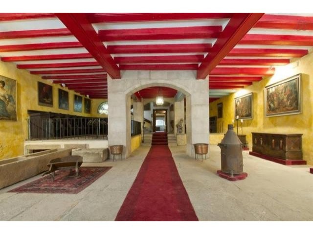 4 bedroom Cottage For Sale: LLEIDA..
