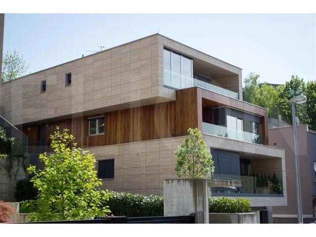 3 bedroom Apartment For Sale: Kozarceva..