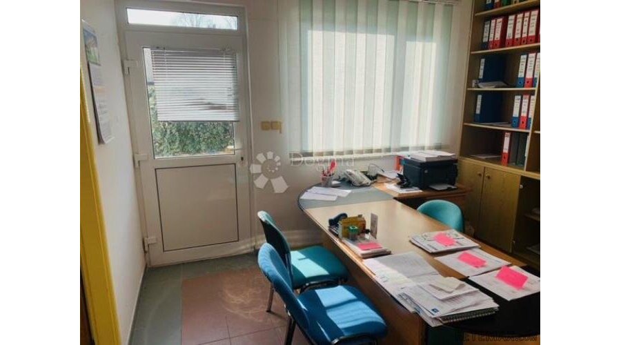 Poslovni prostor s uredskom zgradom i halom na Kastvu - 3