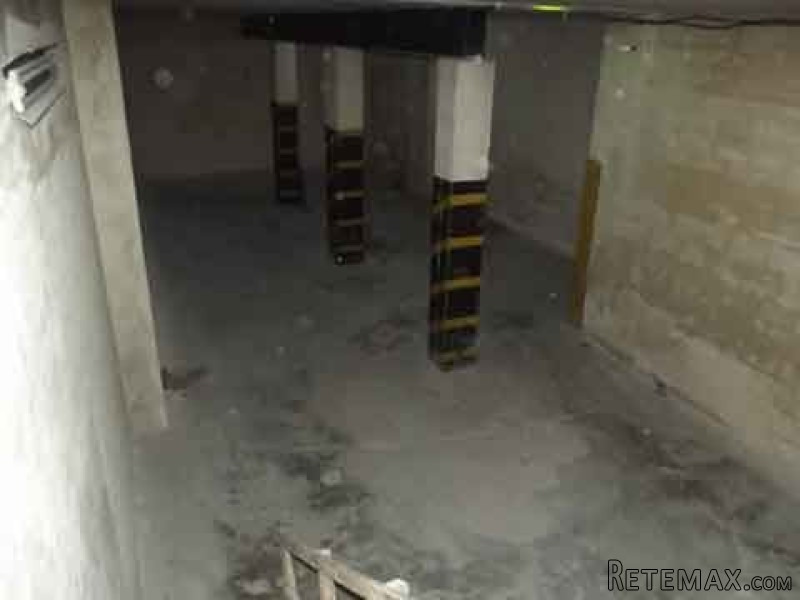 Garage/warehouse, Semi Converted - 2