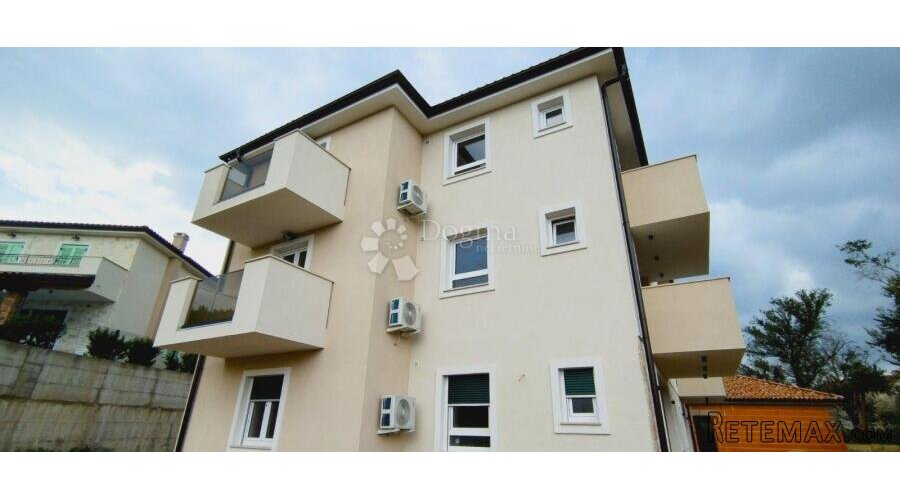 MALINSKA - DVA APARTMANA S OKUĆNICOM - 2