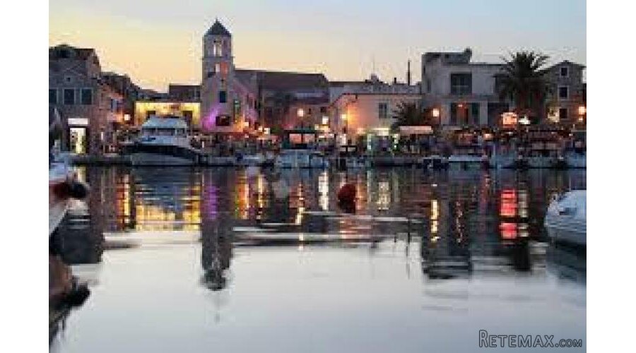 VODICE- Poljoprivredno zemljište na izvrsnoj lokaciji - 2