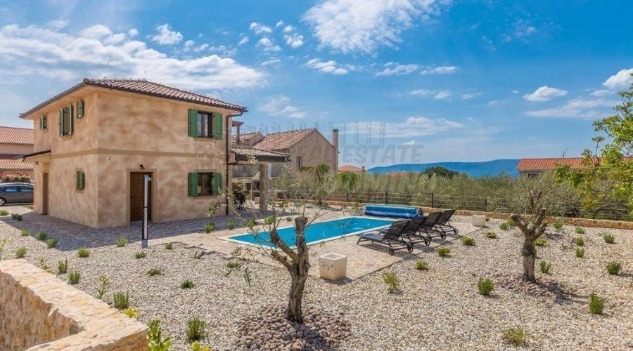 Nova rustikalna vila! Otok Krk!