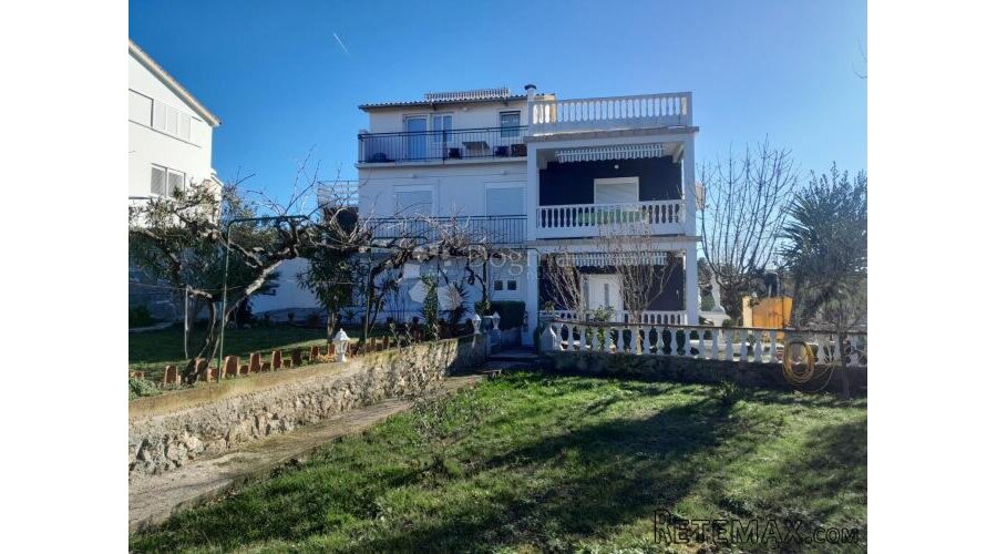 Lijepa kuća sa apartmanima u Kamporu 150m od mora - 2