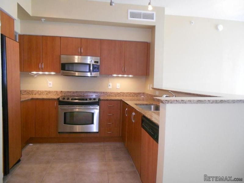 806 E Windward Wy #321, Lantana, FL -..