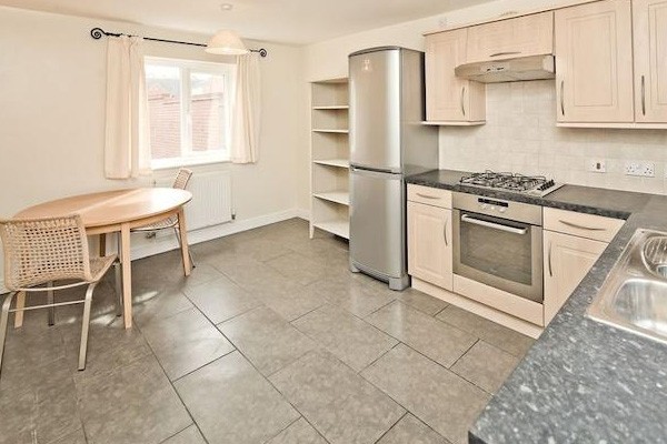 A Spacious, Four Bedroom, Detached.. - 2