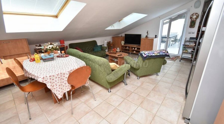 Apartman s panoramskim pogledom na more! Malinska - 11