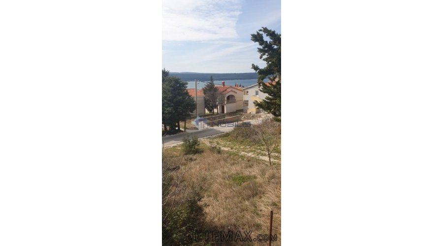Zadar, Donji Karin, Vrulje - kuća 130m2, terasa 40m2..