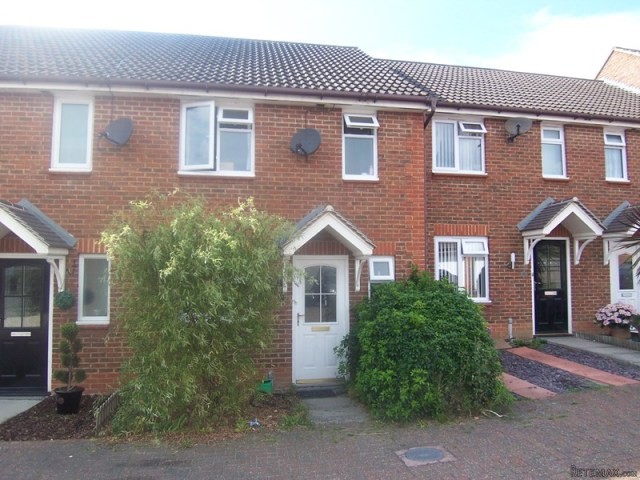 3 bedroom house in Minster On Sea..