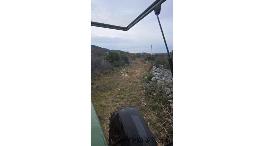 Građevinsko zemljište u Gaćelezima - 2