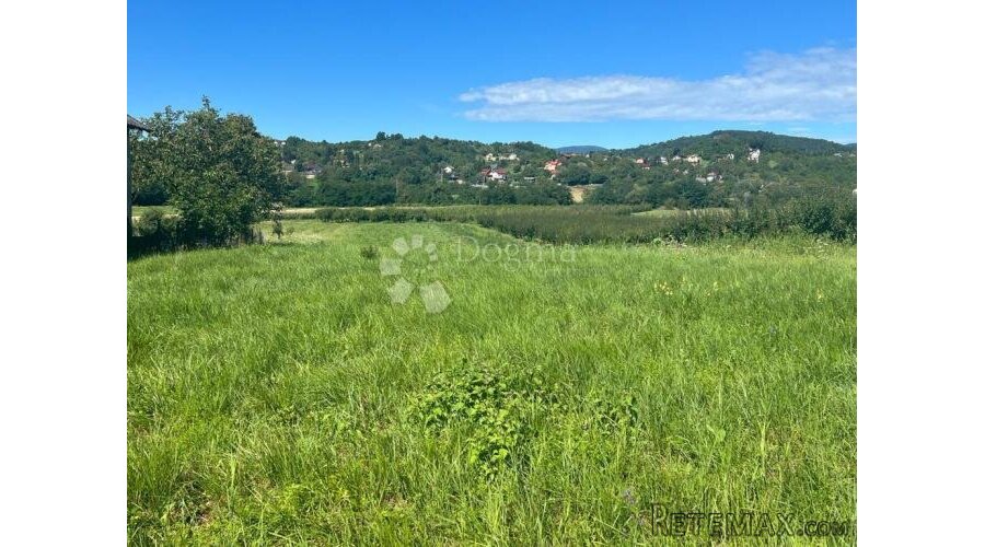 Prodaja Građevinskog Zemljišta nedaleko Sesveta - Idealno za - 2