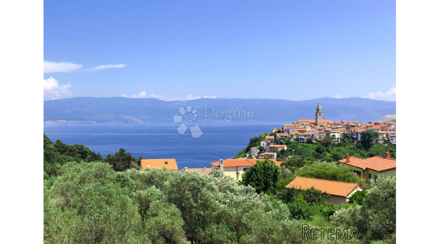 VRBNIK - PANORAMSKI POGLED 200 m OD MORA