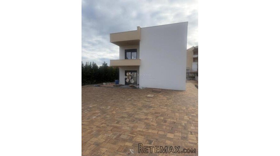 Vodice - novogradnja dvosoban stan sa krovnom terasom S3