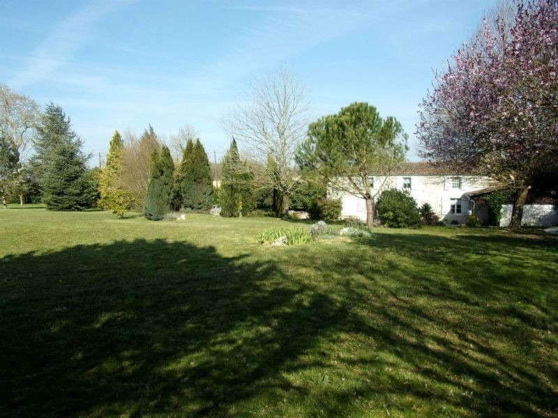 Charentaise With Garden And Garage