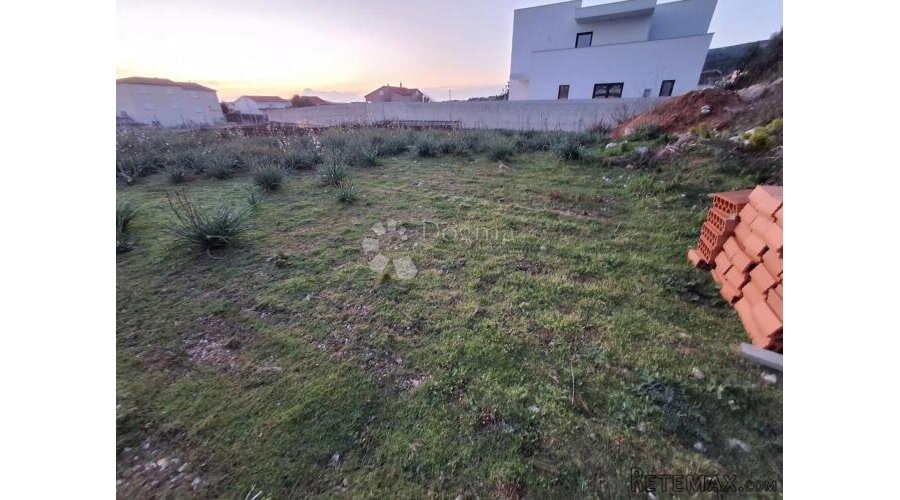OTOK RAB, BARBAT - Građevinsko zemljište na odličnoj lokacij - 3