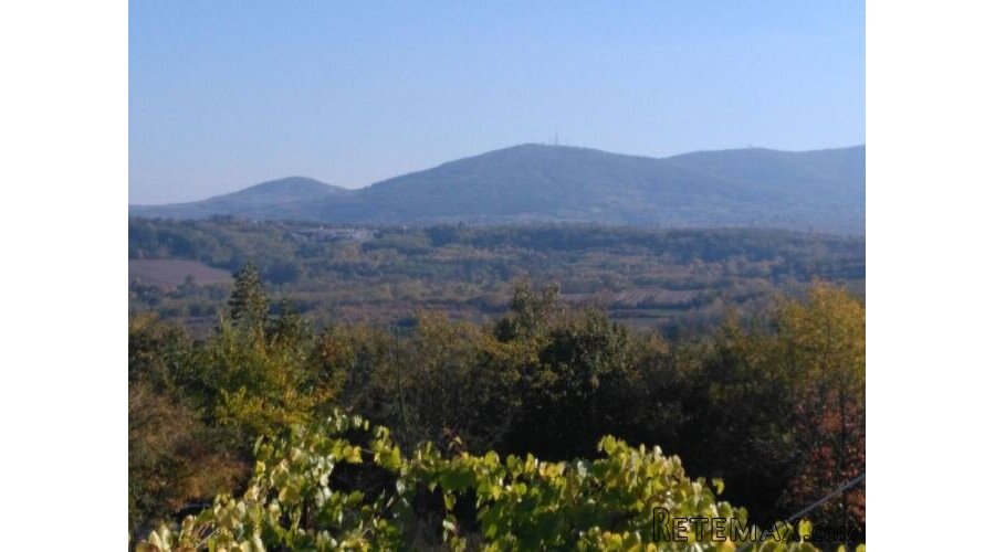 Na prodaju plac (suma) u Sopotu