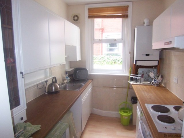 2 bedroom flat in SHEERNESS - 2