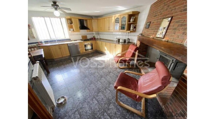 NEW & EXCLUSIVE TO VOSS HOMES - A spacious, 2 storey, 3.. - 11